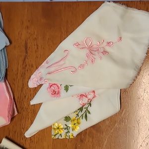 4 ladies vintage handkerchiefs